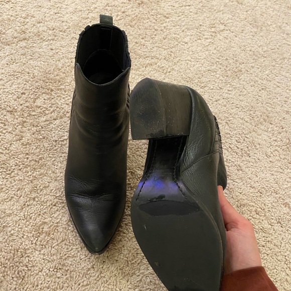 *ON SALE* Marc Fisher LTD Alva Stacked Heel Bootie - Picture 5 of 10